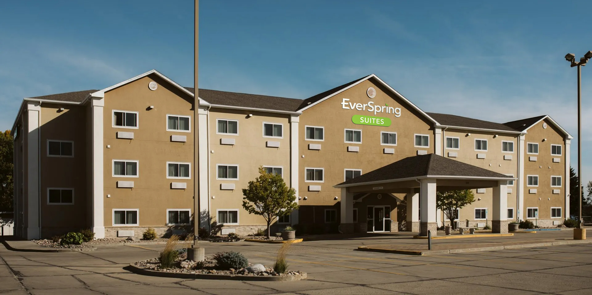 EVERSPRING INN & SUITES - BISMARCK $98 ($̶1̶0̶9̶) - Updated 2023 Prices &  Hotel Reviews - ND